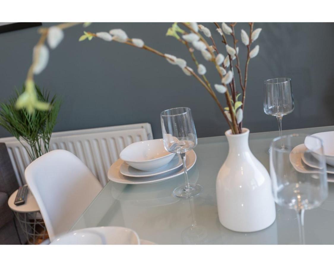 Central Belfast Apartments Eden ภายนอก รูปภาพ