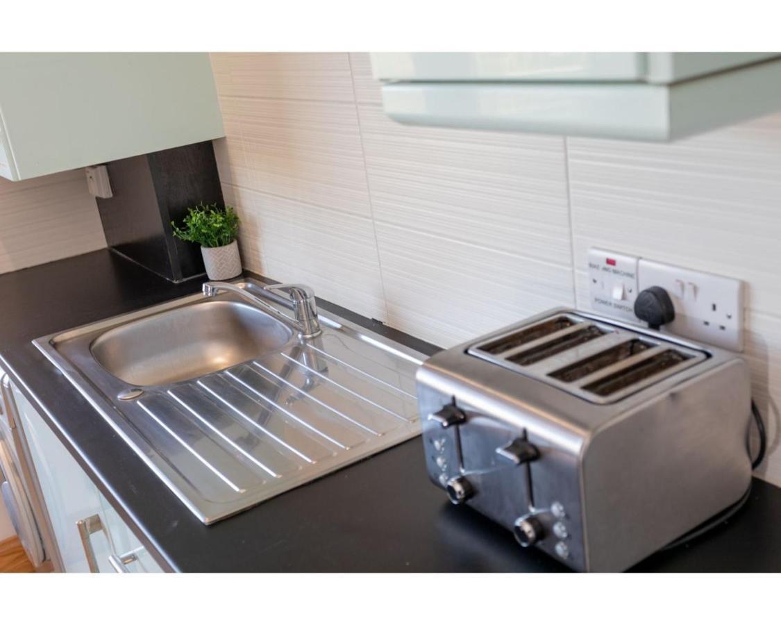 Central Belfast Apartments Eden ภายนอก รูปภาพ
