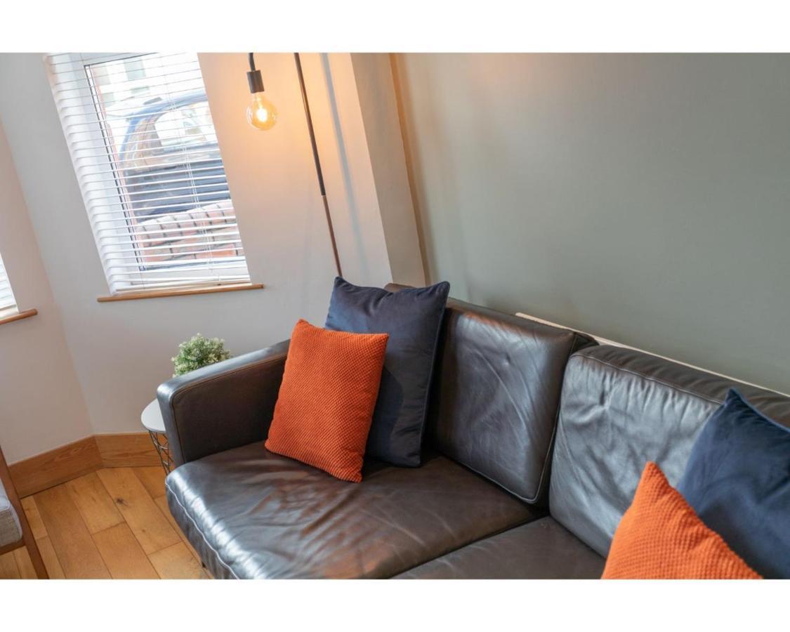 Central Belfast Apartments Eden ภายนอก รูปภาพ